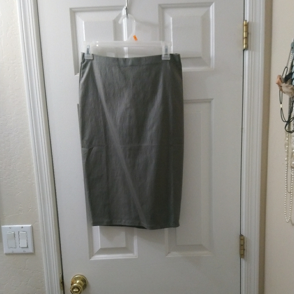 Pencil skirt
